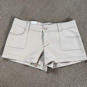 NWT Mossimo low rise short shorts size 11.(2.5 inrise)